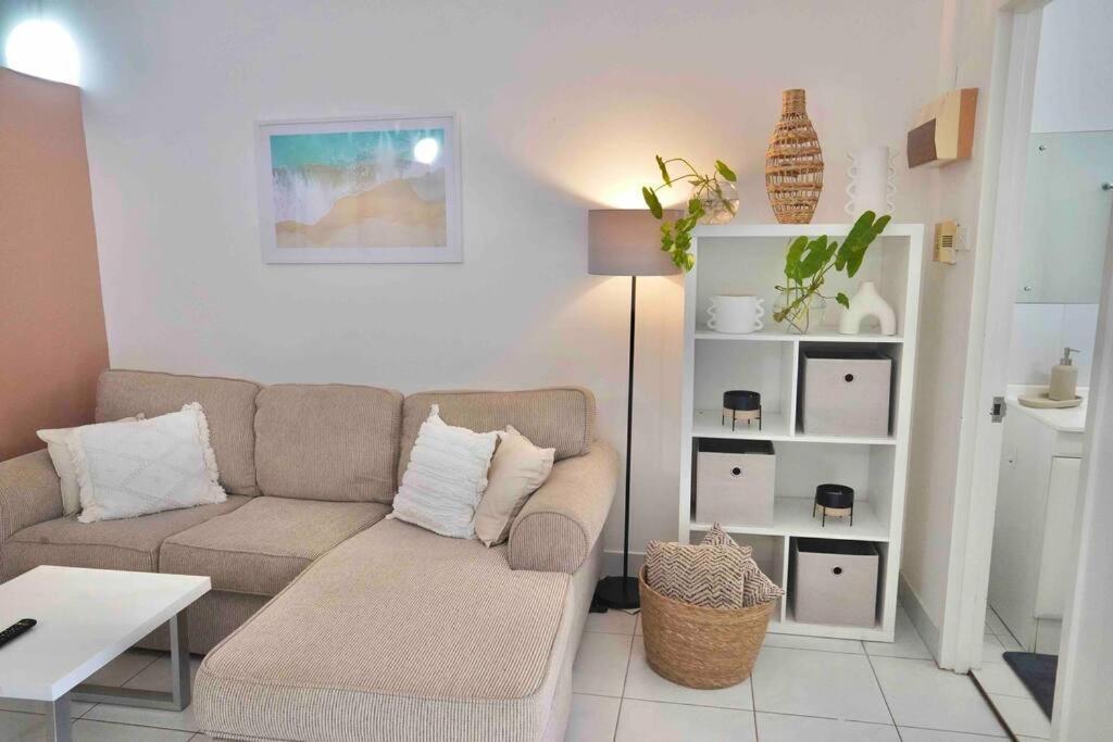Lovely One Bed Room Apartment Right In The City Darwin Exterior foto