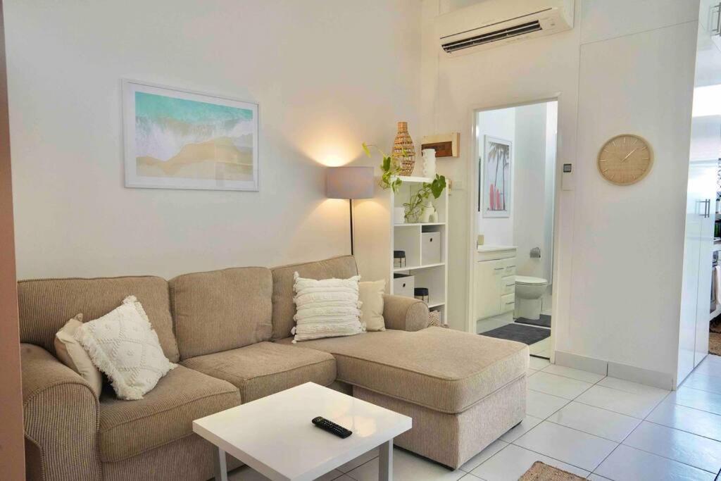 Lovely One Bed Room Apartment Right In The City Darwin Exterior foto